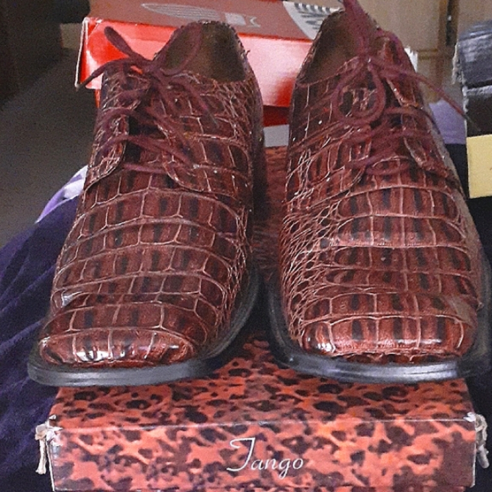Men's Brown Crocodile Pattern Shoes